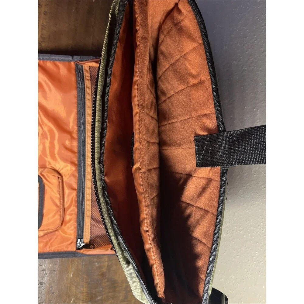 TARGUS Laptop Messenger Top Load Padded Laptop Carrying Case Bag  15”